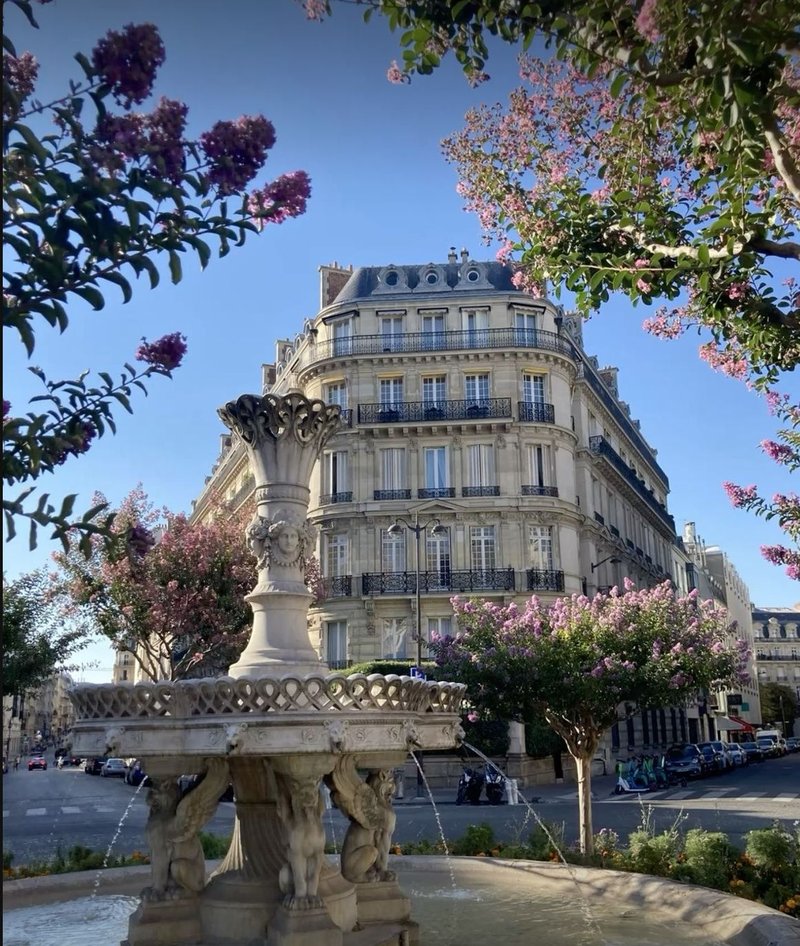 Qu’est‑ce qu’on entend souvent à propos des soirées parisiennes ? - aperçu